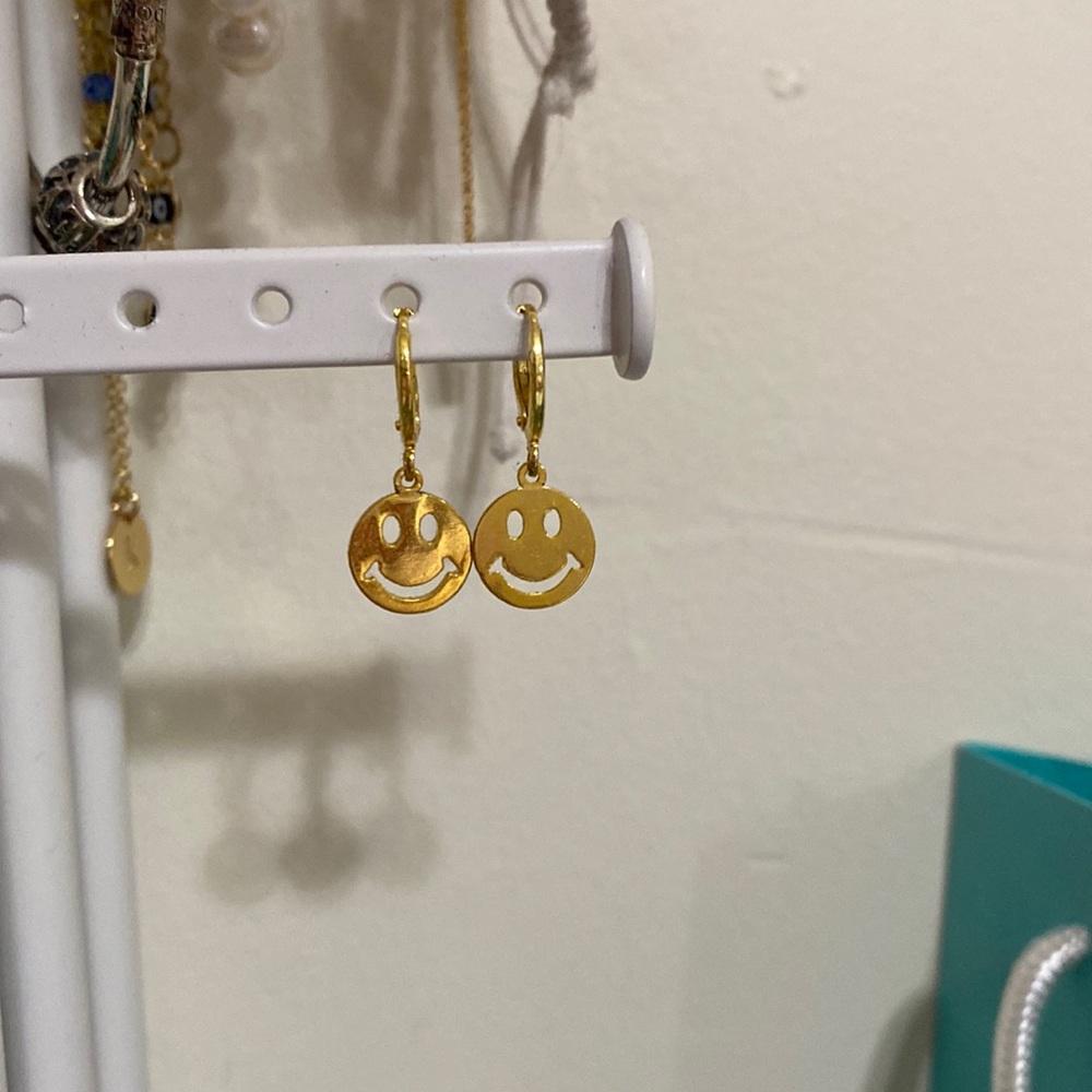 Gold smiley earrings preppy
